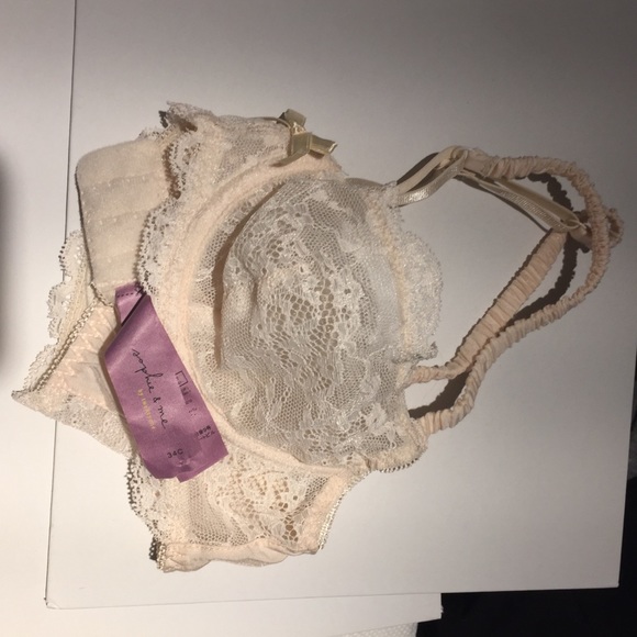 Excellent Ivory white Lace 32C sexy bralette bra - Picture 6 of 6